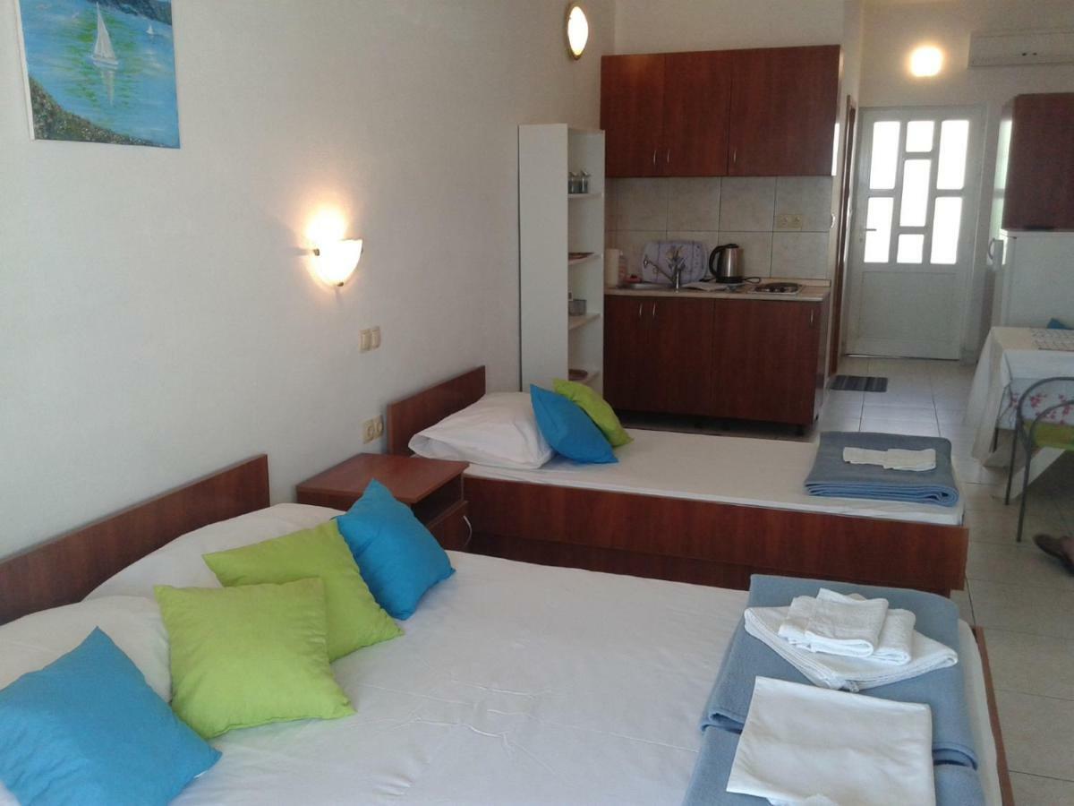 Apartments Boris Omiš Kültér fotó