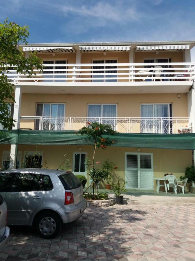 Apartments Boris Omiš Kültér fotó